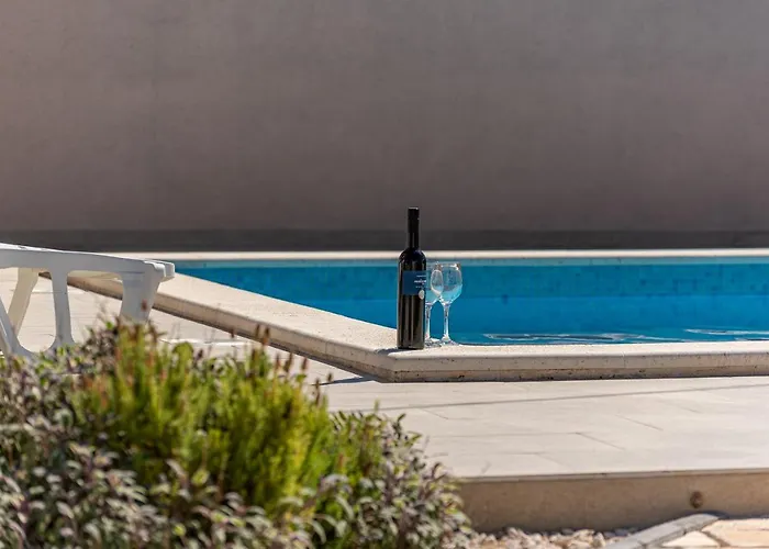 Дом отдыха Iva Galovac (Zadar)