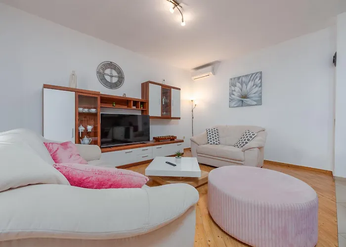 Дом отдыха Iva Galovac (Zadar)