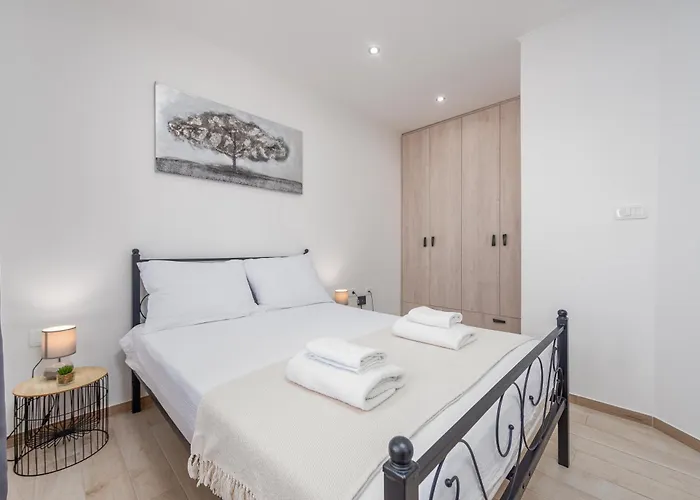 Iva * Galovac (Zadar)